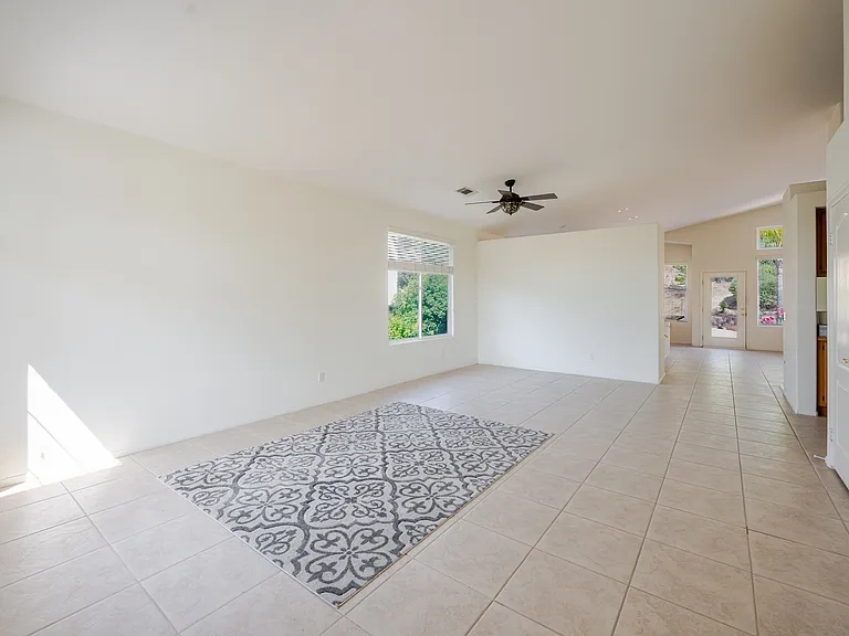 39658 Calle Azucar — Photo 7