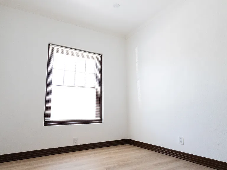 1416 S Glendale Ave #2 — Photo 9