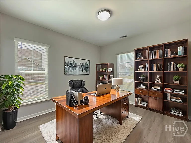 115 Melody Dr — Photo 12