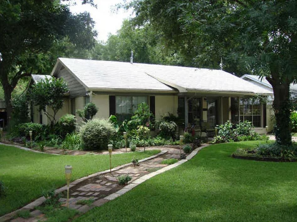 1st image of 5613 N Schilder Dr