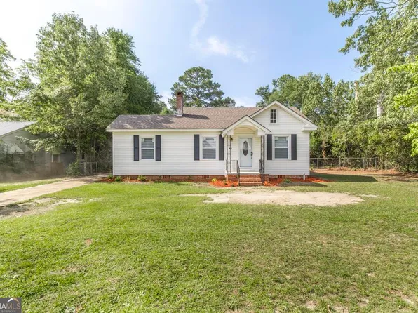 806 Woodrow Ave, Dublin, GA 31021