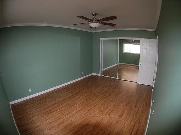 2nd image of 4009 Stevely Ave APT 11