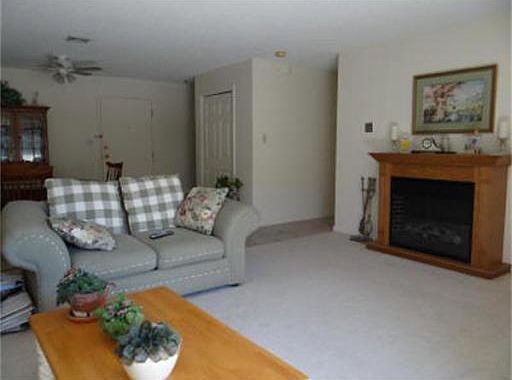 5th image of 292 Salem St APT 105