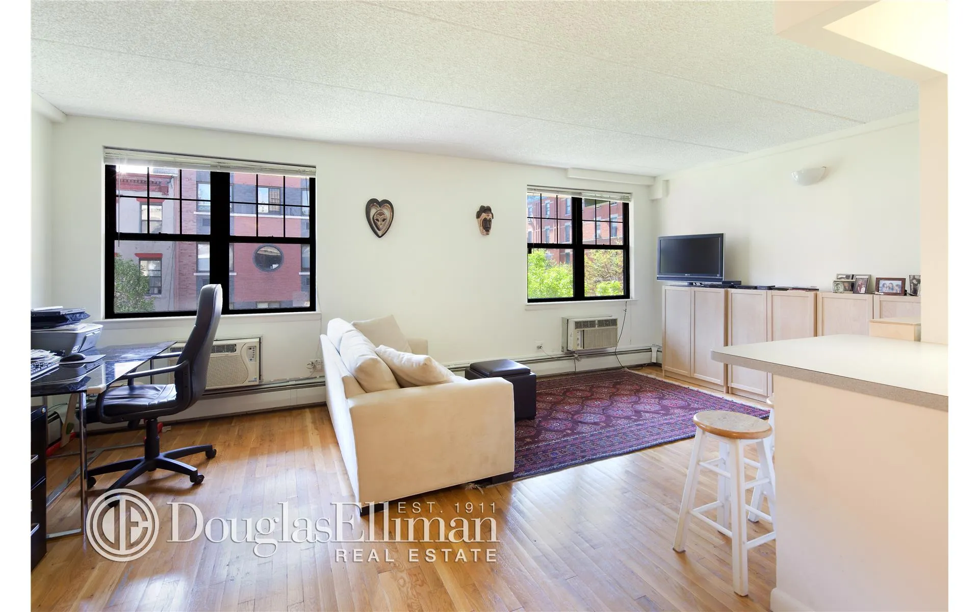 549 East 11th Street, Unit B2