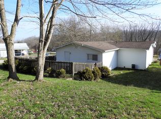 200 Catalina Dr, Reeds Spring, MO 65737