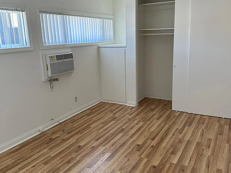 18300 Napa St #N — Photo 24