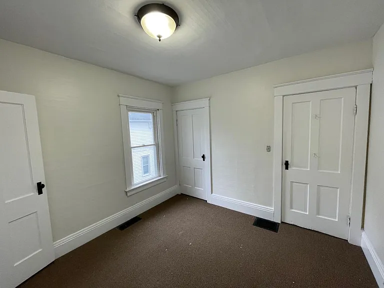 224 State St — Photo 5