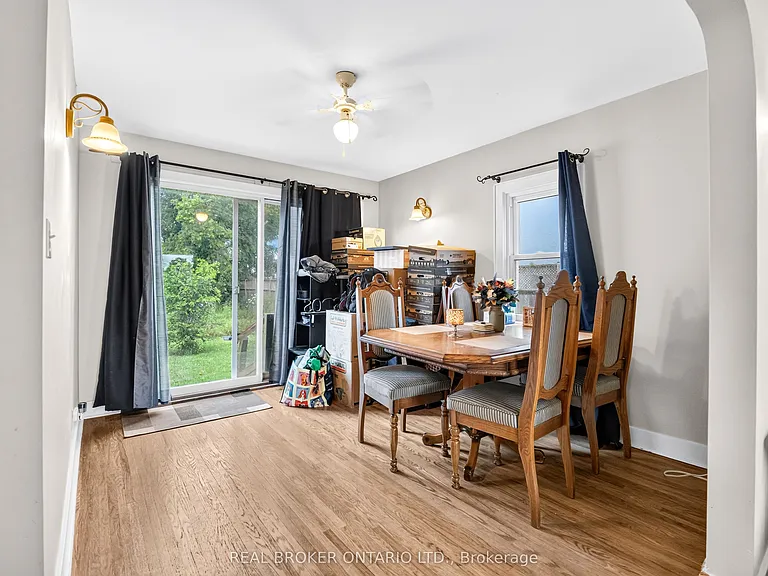 1019 Niagara St — Photo 13