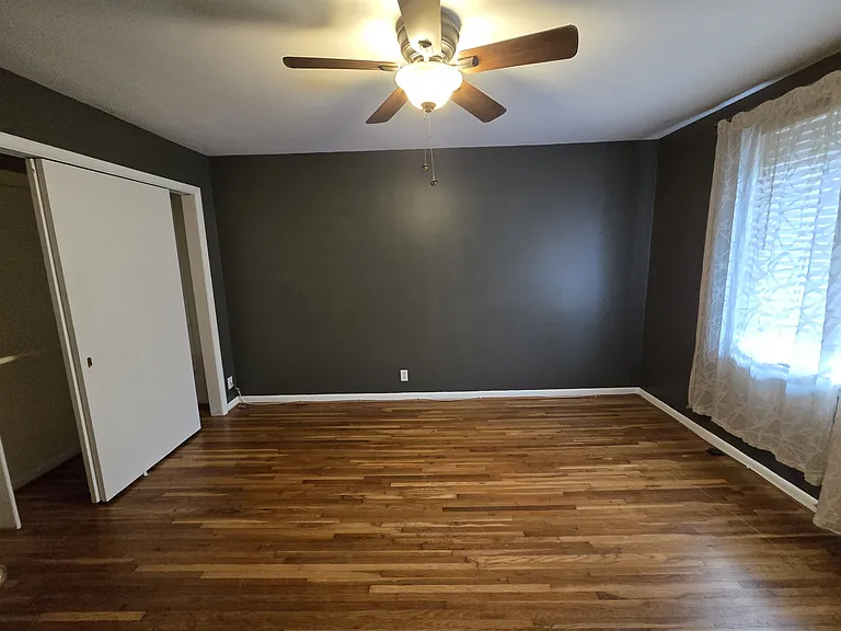 2020 Beech Ave #B12 — Photo 8