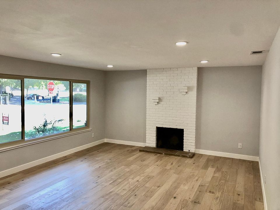 1st image of 5416 Sandburg Dr