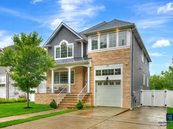 428 Page Avenue image 1 of 25