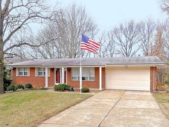 1st image of 4857 Sunnyview Dr