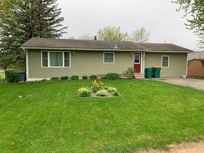 105 Canary Ave, Mayer, MN, 55360