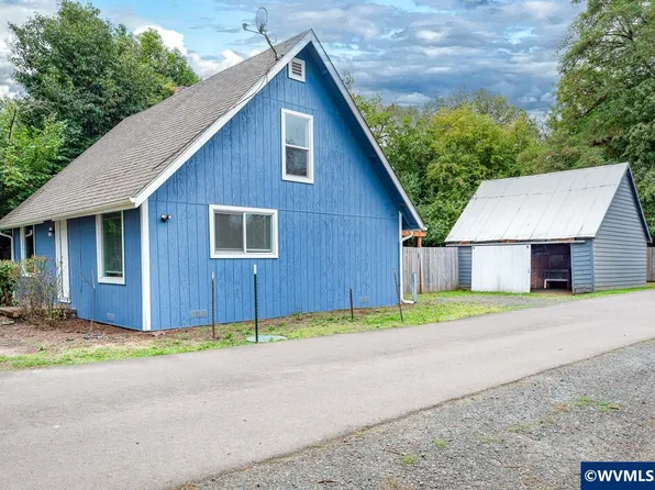 4250 NE Highway 20, Corvallis, OR 97330