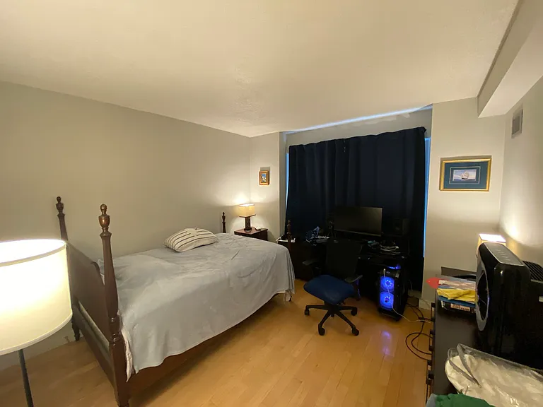 534 Beacon St #202 — Photo 9