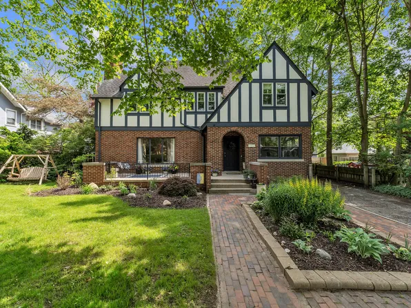 1322 Granger Ave, Ann Arbor, MI 48104
