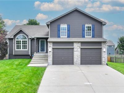 8111 NE 111th Ter, Kansas City, MO, 64157
