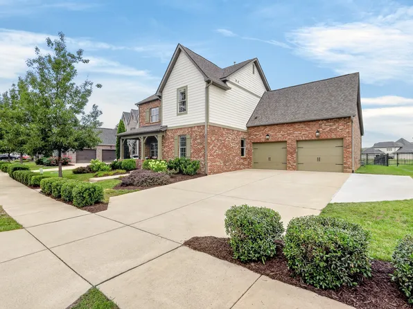 792 Plowson Rd, Mount Juliet, TN 37122