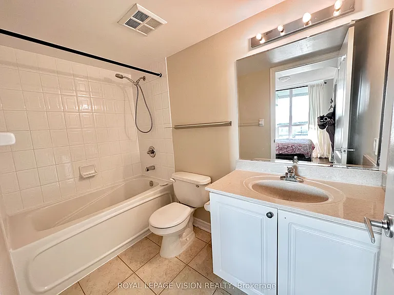 17 Barberry Pl #1112 — Photo 13