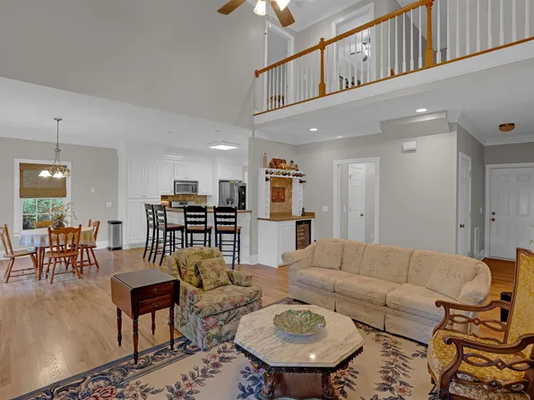 160 Mariners Creek Dr, Lexington, SC 29072