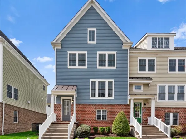 125 3rd St, Oakmont, PA 15139