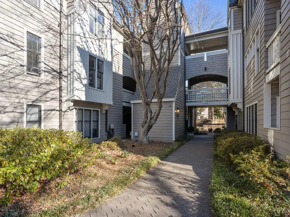 730 Washington St Unit 205, Raleigh, NC 27605