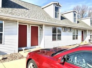 2364 Canter Ln #D, Green Bay, WI 54304