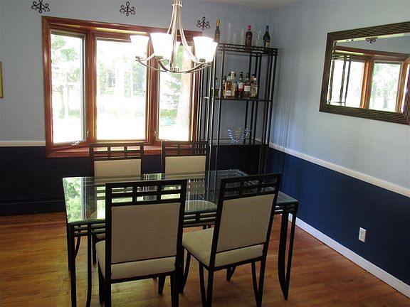 Hardwood floor, chair rail
