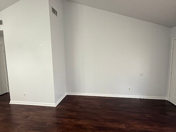 4th image of 104 Thelma Ct #A