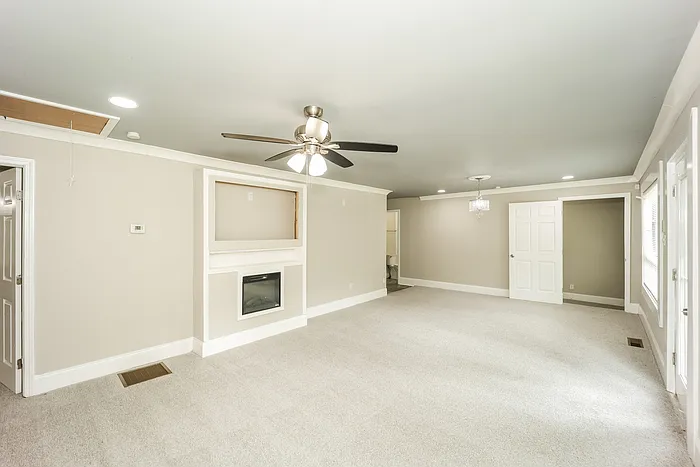 766 Cascade Dr — Photo 6