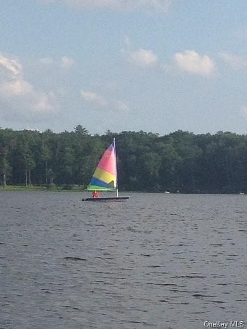 2nd image of 369 Mohican Lake Rd