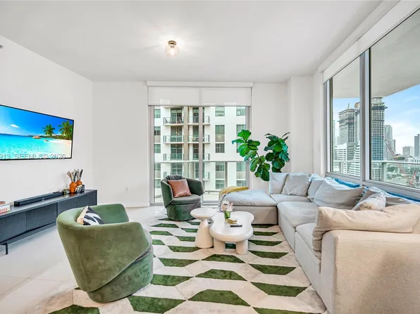 1010 SW 2nd Ave, Miami, FL