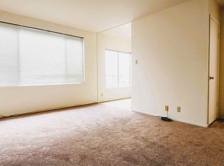 1251 17th Ave APT 5, San Francisco, CA 94122