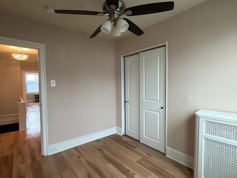 Devereaux Ave — Photo 14