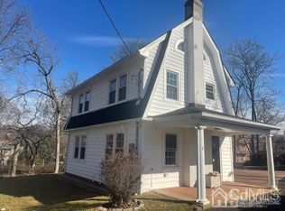 17 N Adelaide Ave, Highland Park, NJ 08904