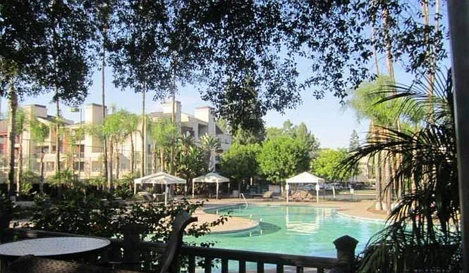 1 bed, 610 sqft, $2,100 — Photo 2