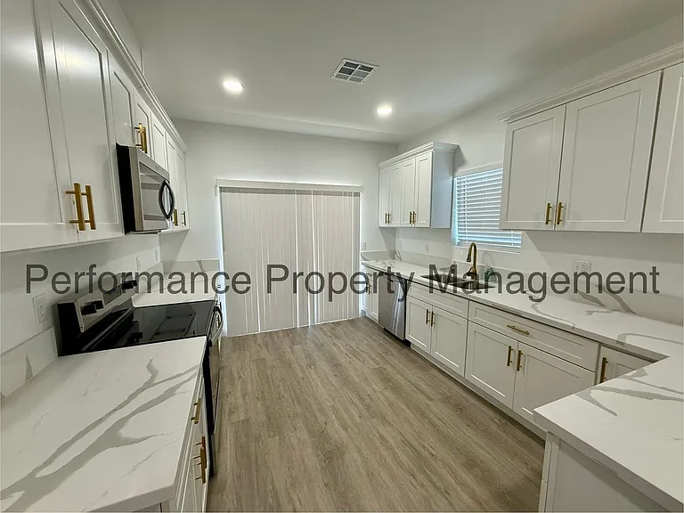 1623 Tejon St — Photo 5