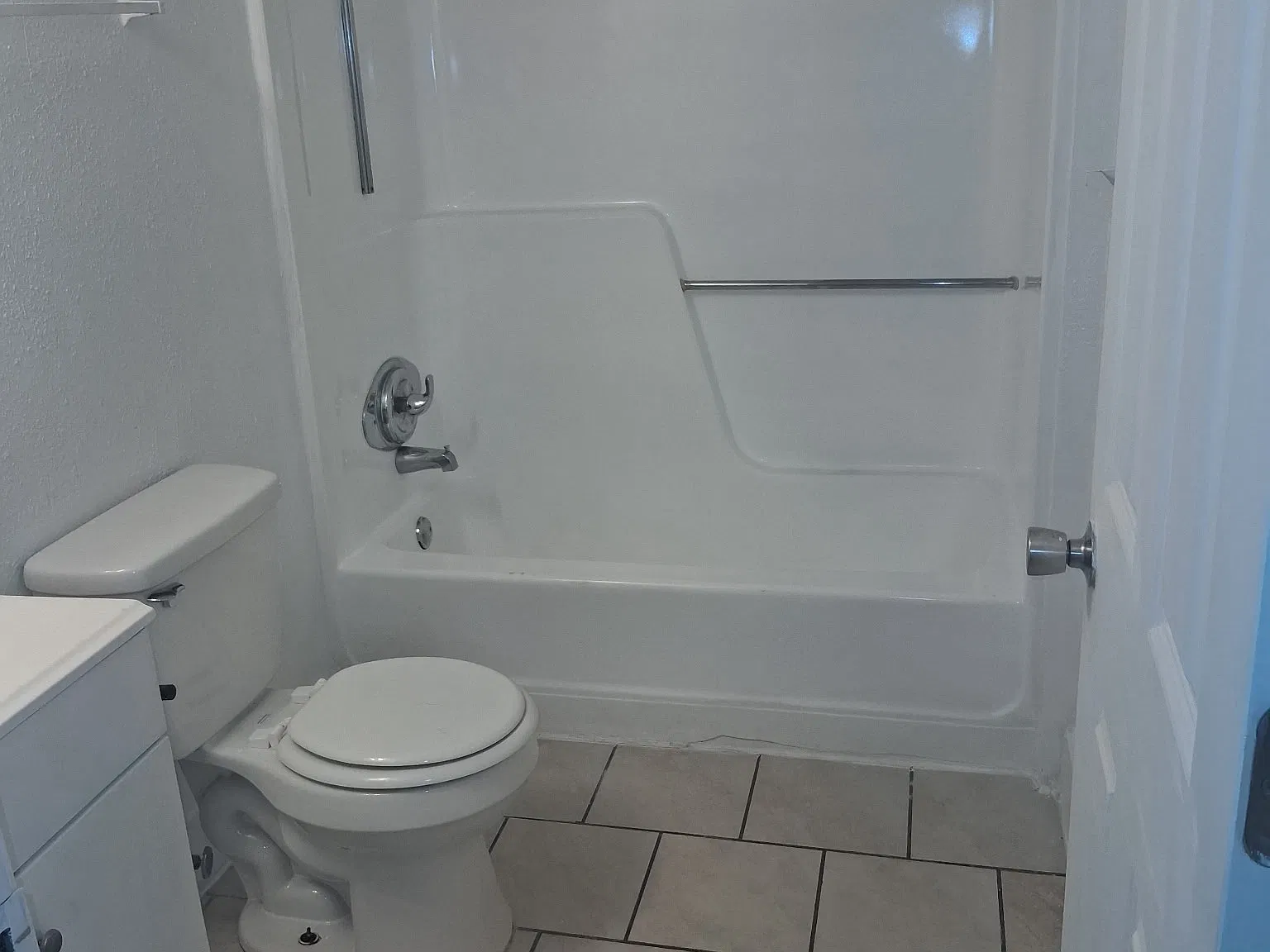 2 bed, 800 sqft, $875 — Photo 4