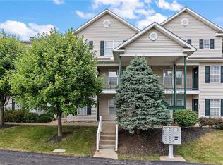 2104 Lenox Dr, Bethel Park, PA 15102