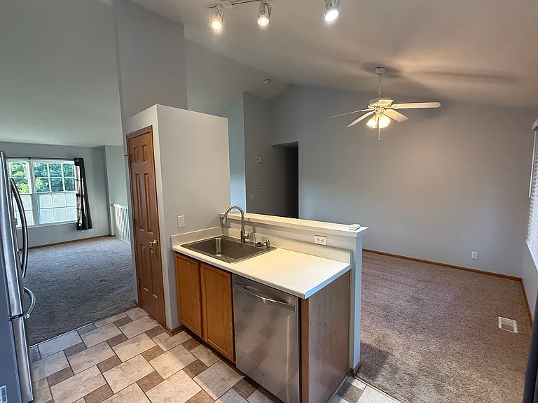 16509 Grant St — Photo 11