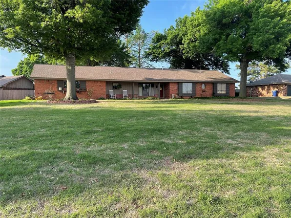 824 Wilshire Ter, Anadarko, OK 73005