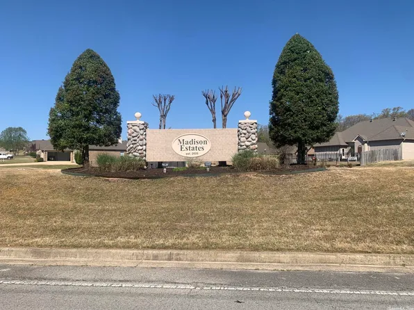 1383 Sullivan Cir, Jonesboro, AR 72404