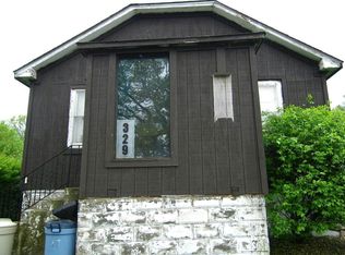 329 Pasadena Ave, Crest Hill, IL 60403