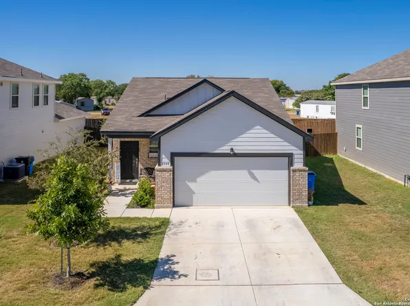 2544 SMOKEY CV, Seguin, TX 78155