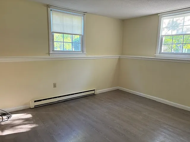 28 Dinan Dr #7 — Photo 6