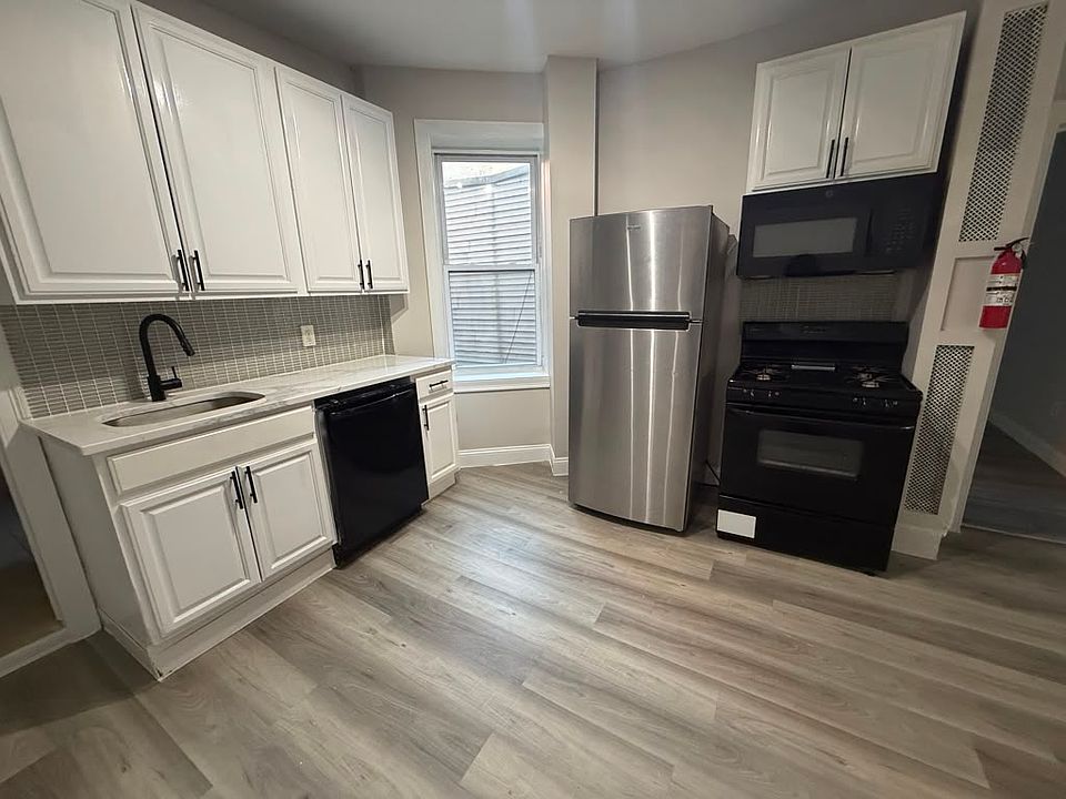 1st image of 6119 Park Ave #B44