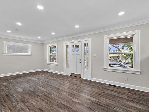4th image of 1903 Elizabeth Ave