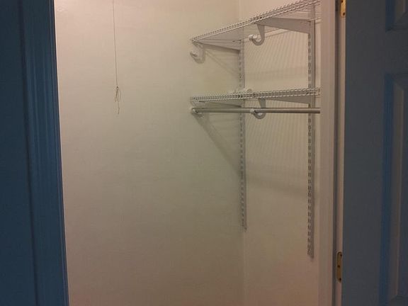 4th image of 16W540 W Lake Dr #205B