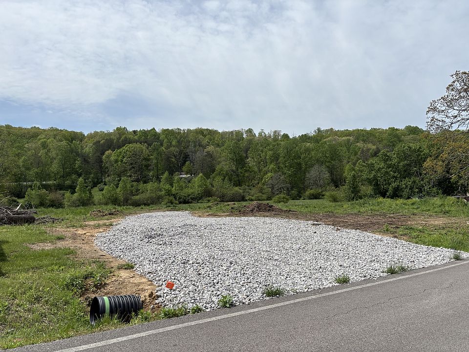 1st image of 624 Myers Hill Rd