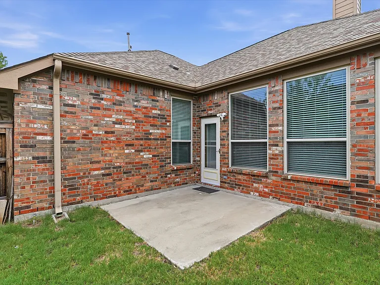 751 Trail Dr — Photo 27